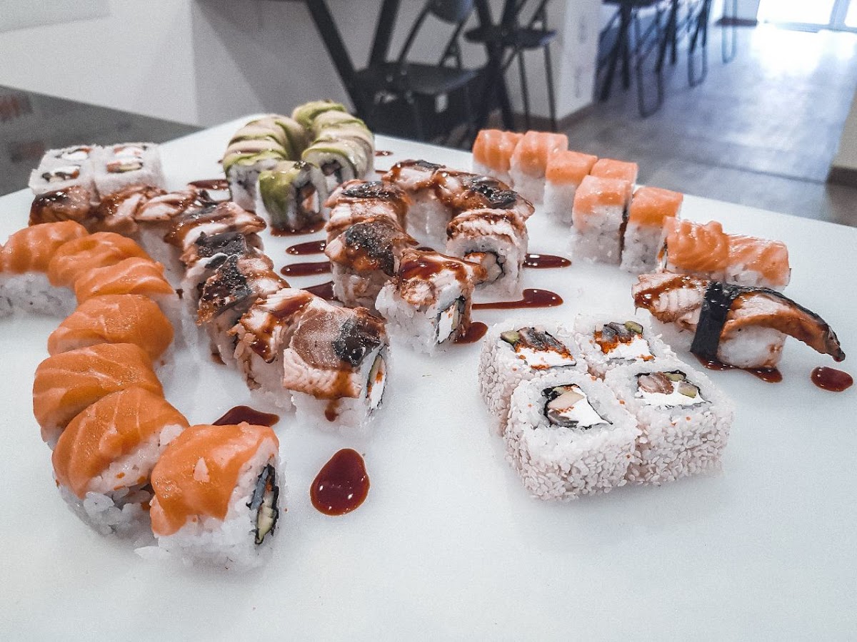 Yoko Sushi Studio Photos 2